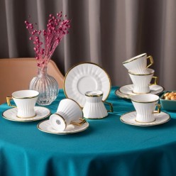 İstanbul Porselen Aşiyan 6 Kişilik Kahve Fincan Takımı